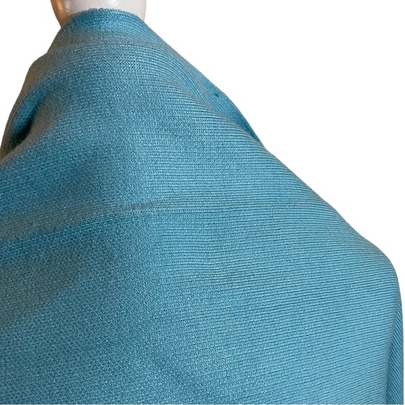 NWT The Game Changer Wrap Poncho Fringe - Picture 7 of 9